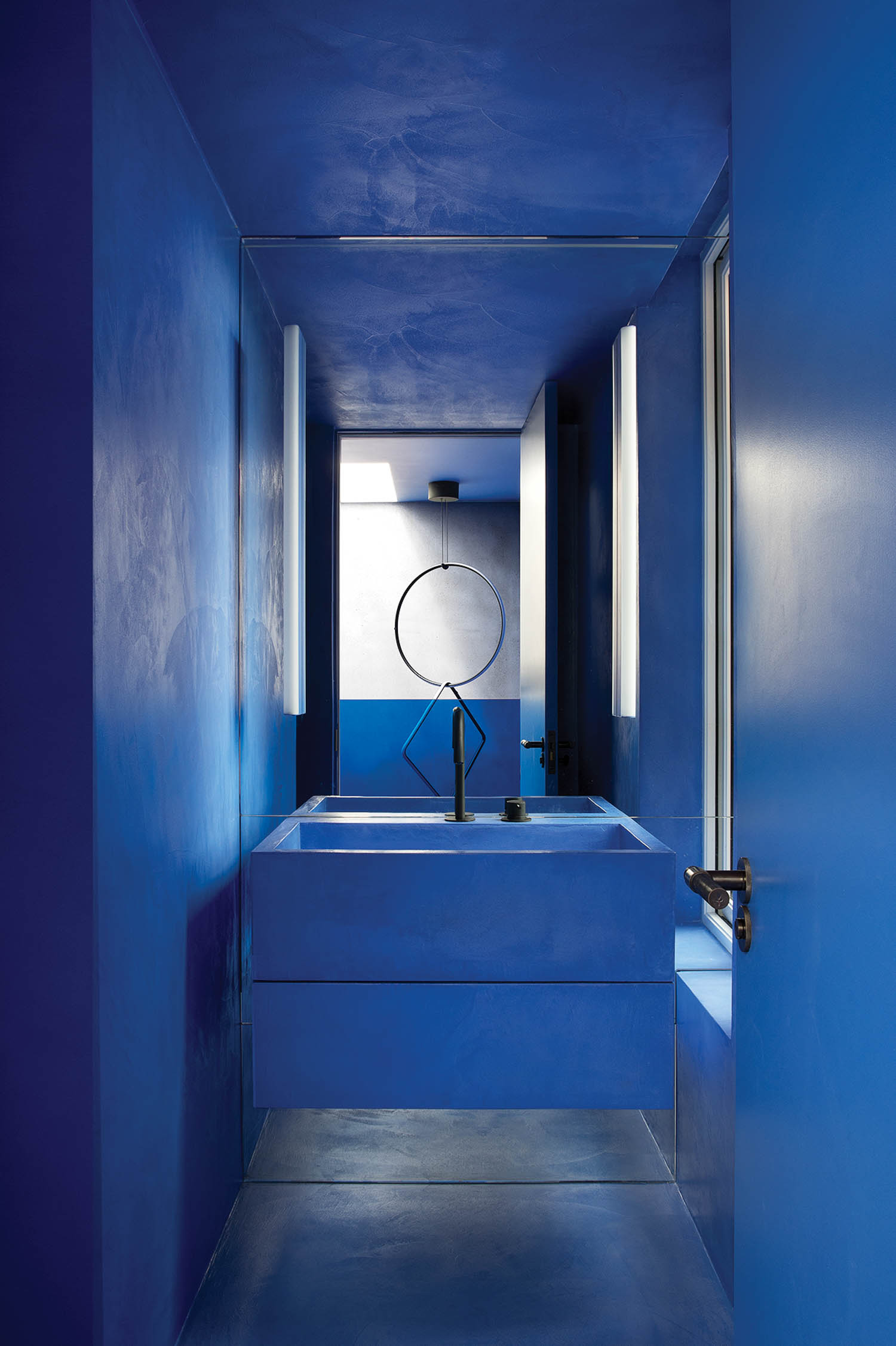a bold blue bathroom